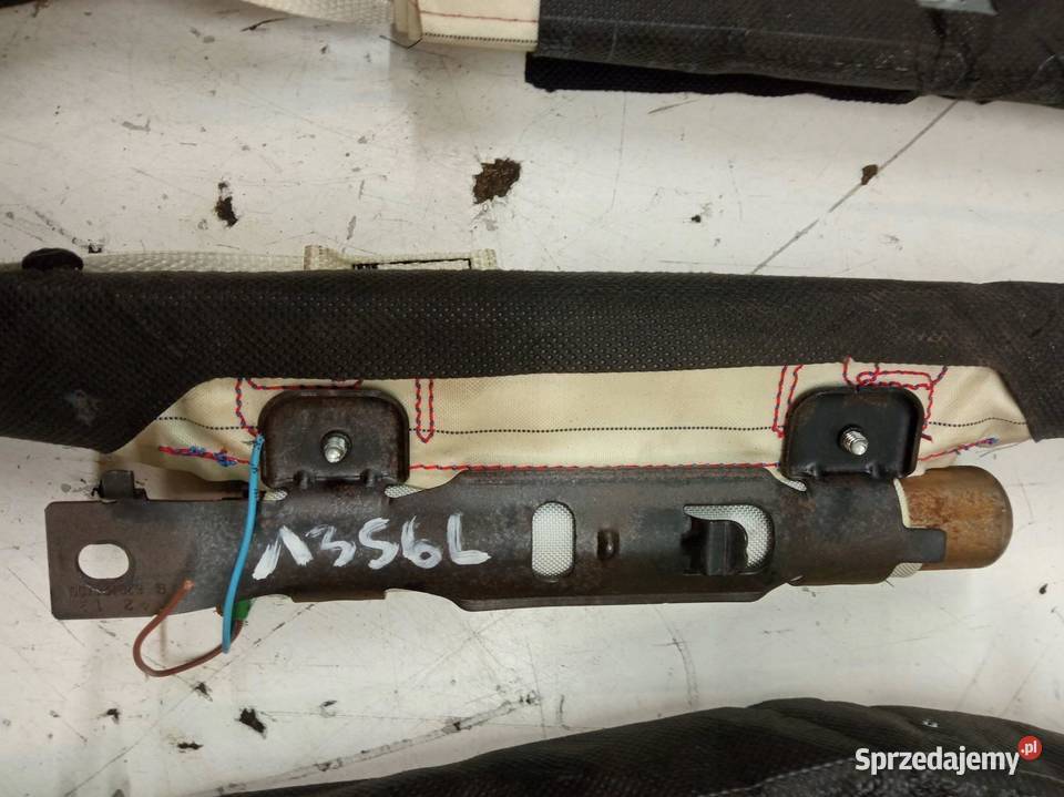 KURTYNA PRAWA LEWA KOMPLET 985P10681R 985P06123R osobowe świętokrzyskie