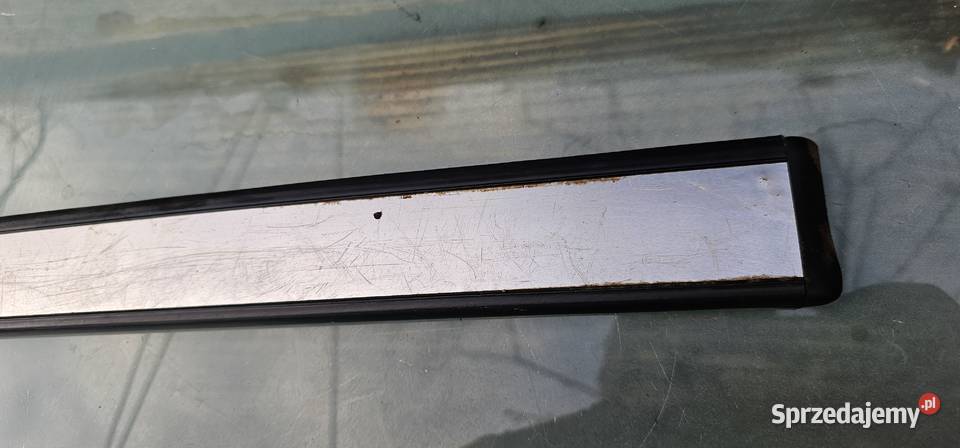 Nakładka progowa tył mercedes w210 lift Pozostałe Zbąszyń sprzedam