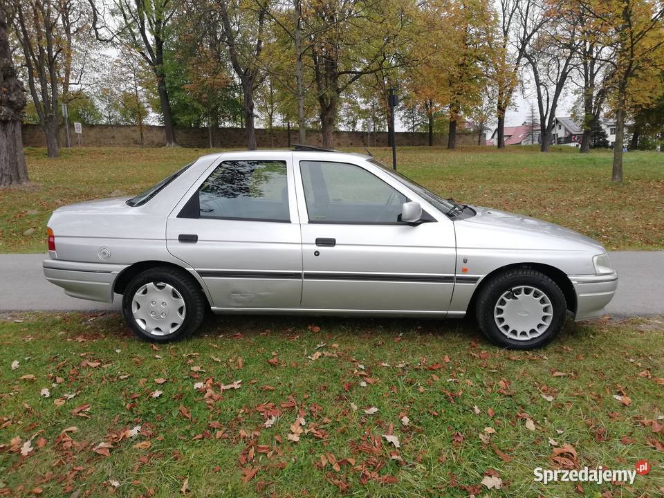 Ford Orion III Ghia 14 Aut Oldtimer 19 srebrny sprzedam