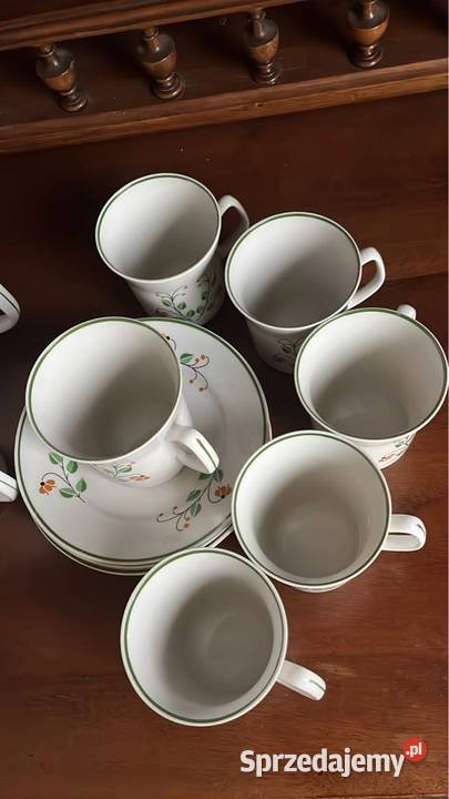 Serwis na 12 osób Porcelana Włocławek w