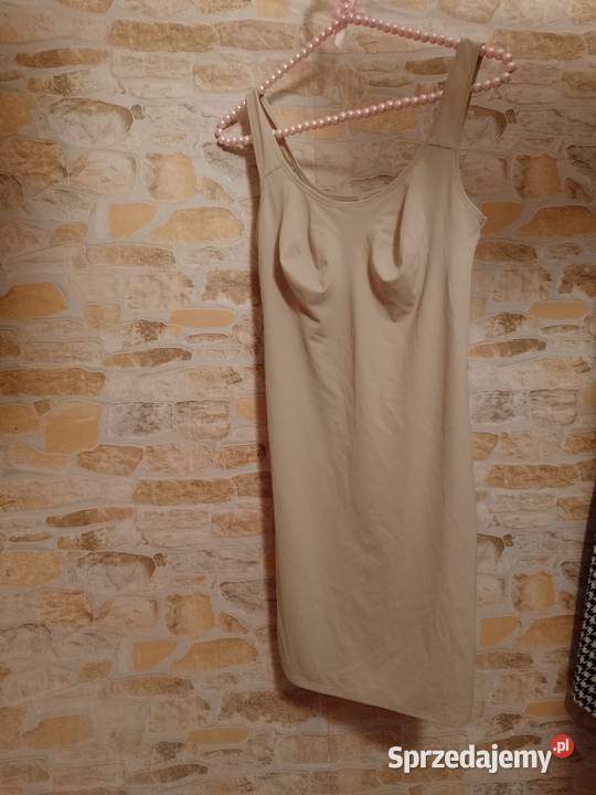 4042 LXL Beżowa halka pod sukienkę z Londynu Halki i koszulki