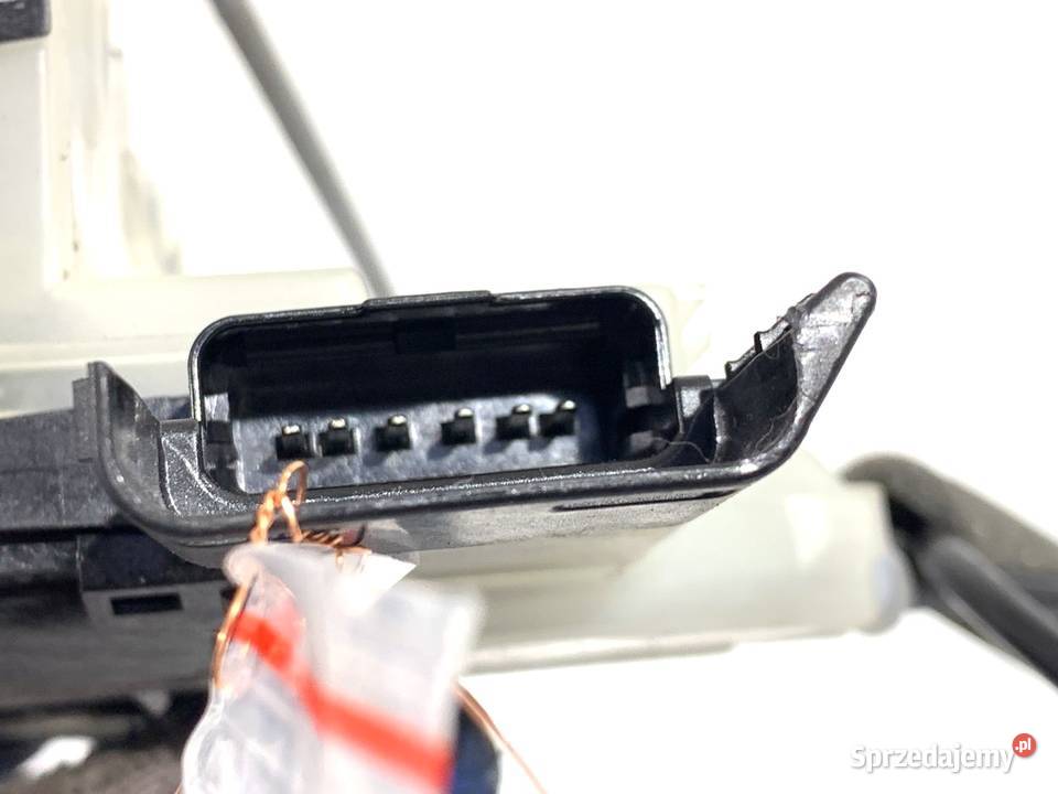 ZAMEK DRZWI PRAWY TYŁ CITROEN C4 CACTUS