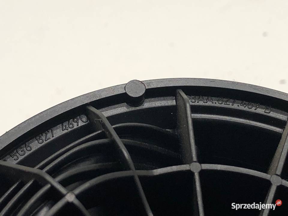 KLAMKA KLAPY TYŁ VW GOLF VII 5G6827469C sprzedam