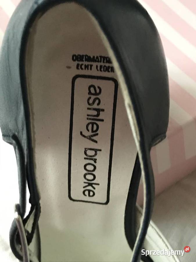 Oryginalne nowe czółenka na obcasie Kupione w Gdańsk