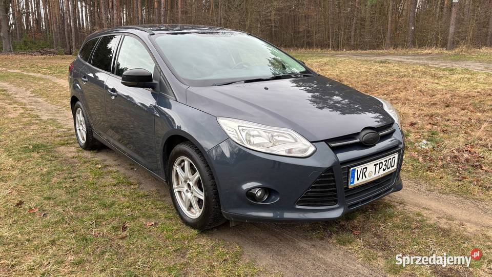 Ford Focus 16 benzyna kombi klima niski przebieg 143000km Lubin