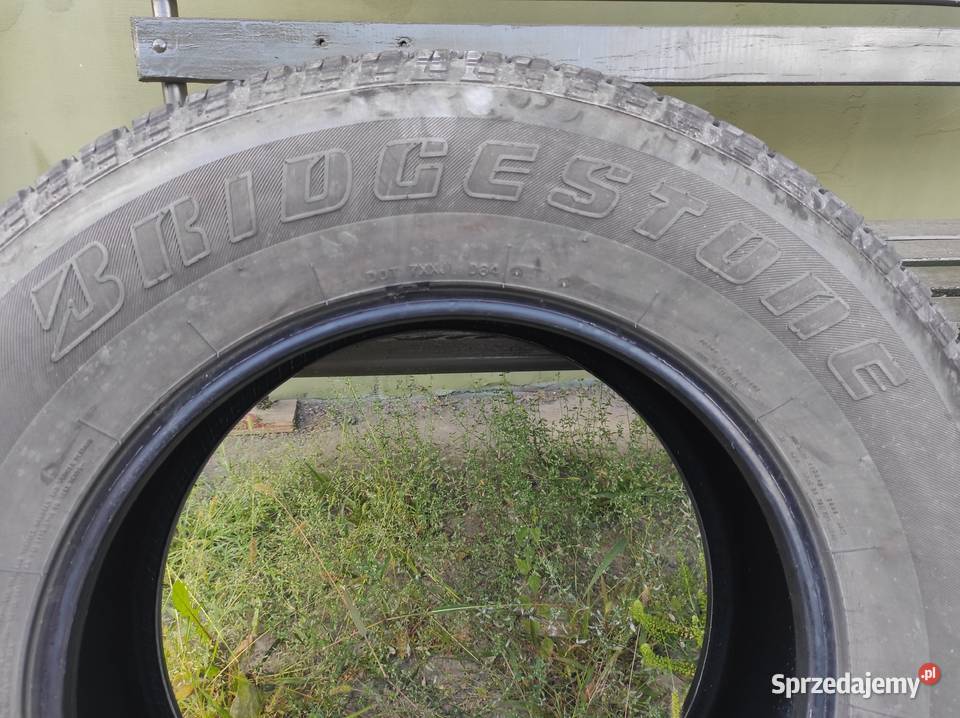 Opony Bridgestone Dueler 25570 R18 113S