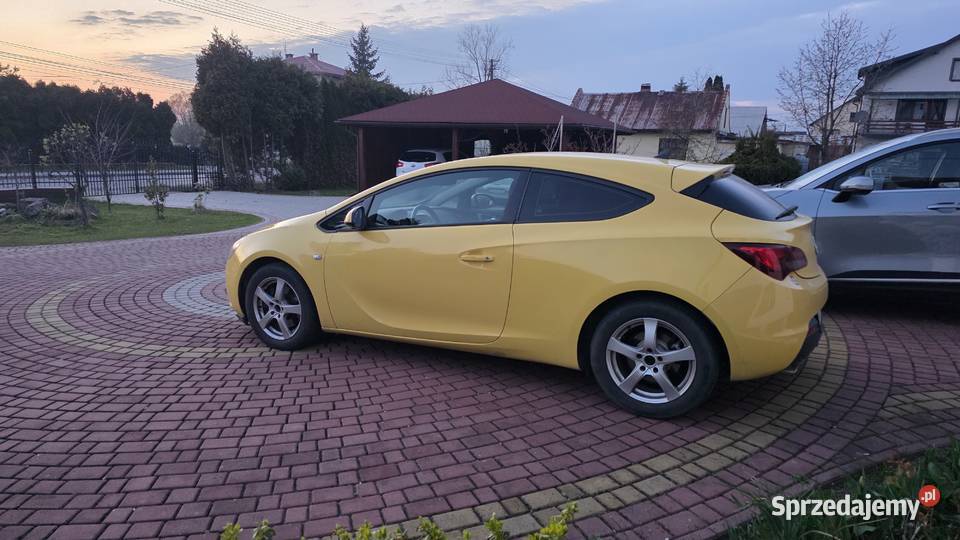Opel Astra j gtc 16t 180 LPG Bochnia