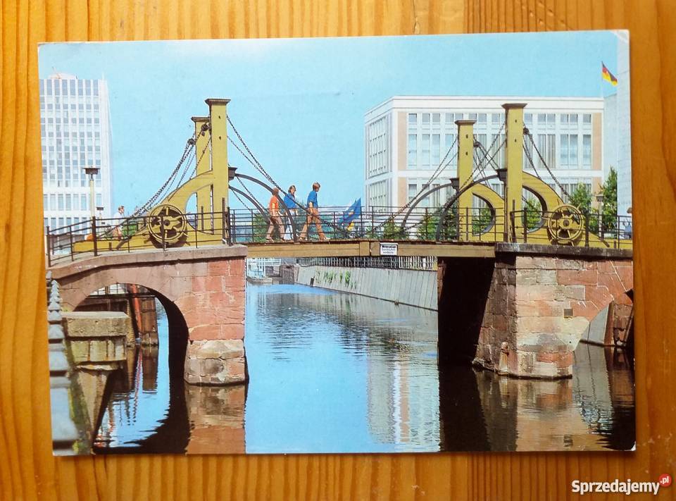 BERLIN WIDOK NA NAJSTARSZY ZACHOWANY MOST W Piszczac