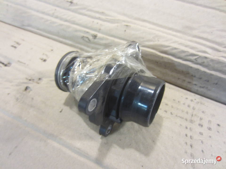 termostat obudowa termostatu bmw e92 e90 e82 e88 Układ chłodzenia Szczecin