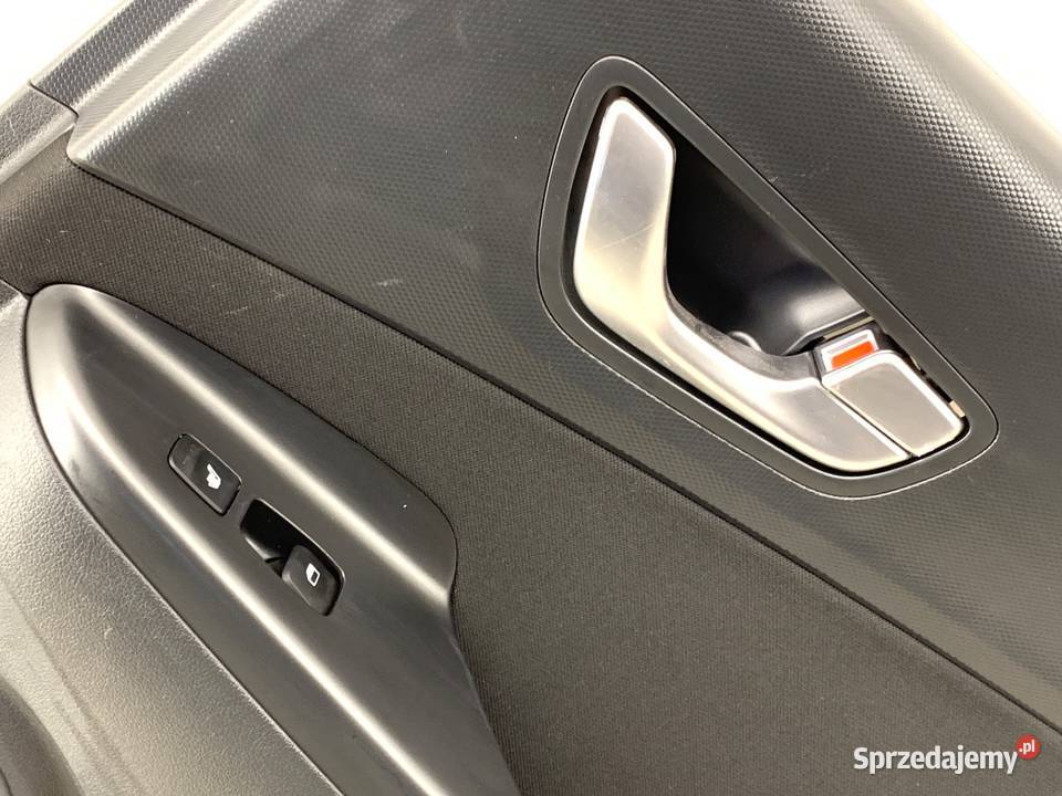 BOCZEK DRZWI LEWY TYŁ HYUNDAI KONA Crossover