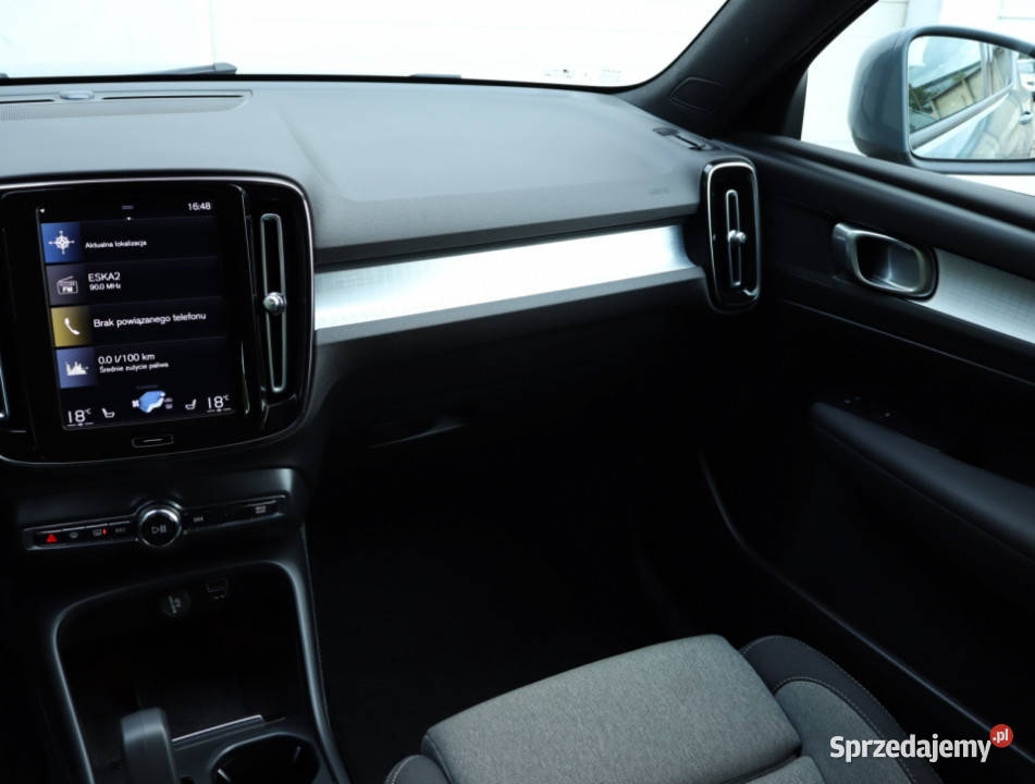 Volvo XC40 T2 radio mazowieckie Piaseczno