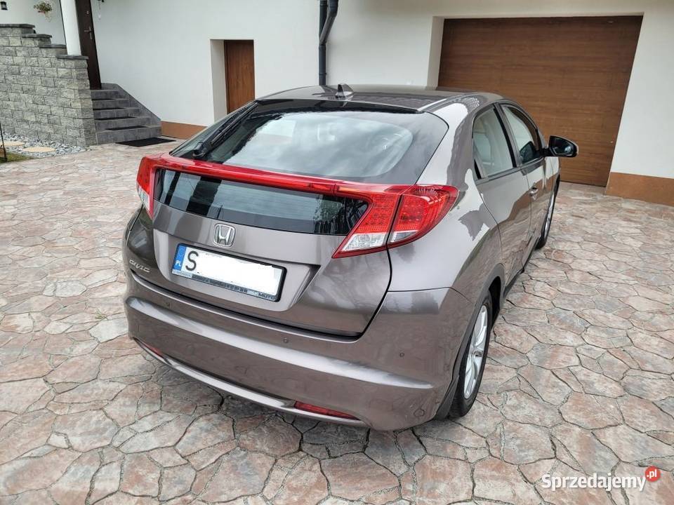 Honda Civic IX 14ivtec 102 Krajowy pierwszy gniazdo AUX Chybie