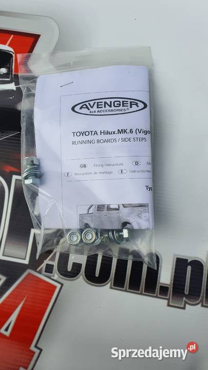 Progi boczne uniswersalne Aventure płaskie terenowe