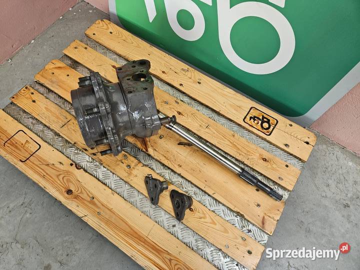 Zwolnica Piasta Półoś 11154 Zwrotnica CAT TH 210 Wilkowo