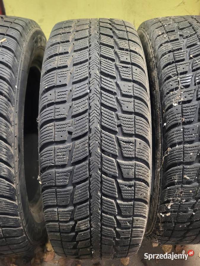 Opony zimowe 17