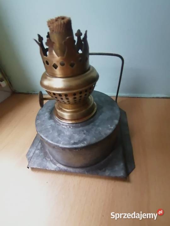 Stara lampa kolejowa na nafte Kraków