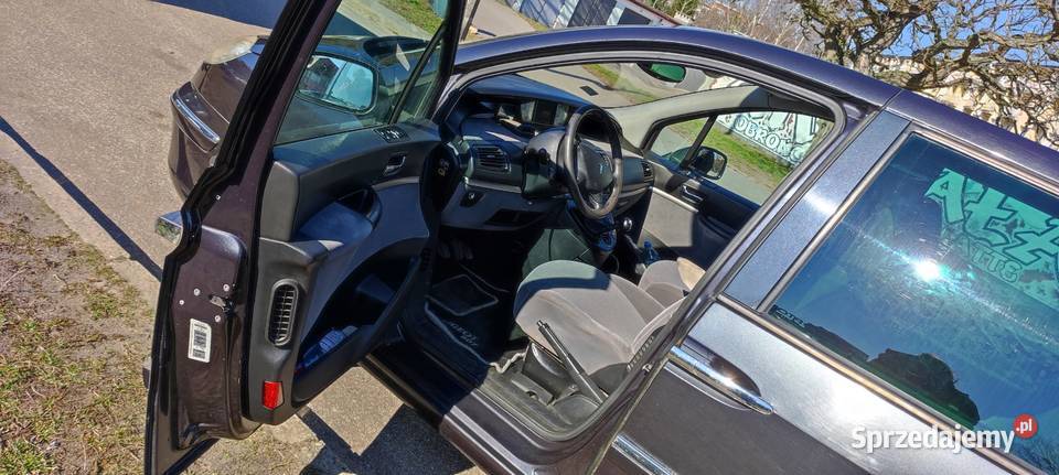 Sprzedam Peugeot 807 HDi 136 Premium 8 osobowy automatyczna