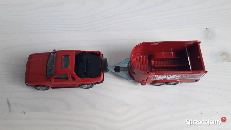 Siku Opel Frontera z przyczepą Głuchołazy
