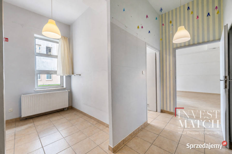 sprzedaży lokalu Warszawa Ostrobramska 631m2