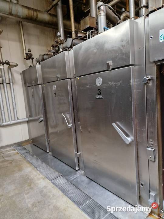Instalacja komór wędzarniczych NESS z prysznicem