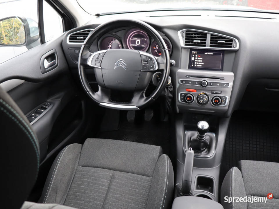 Citroen C4 12 PureTech radio Katowice