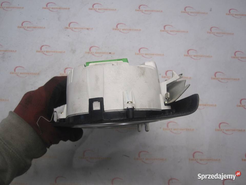 AUDI TT 18 10r licznik zegary 8N2920950A ANGLIK