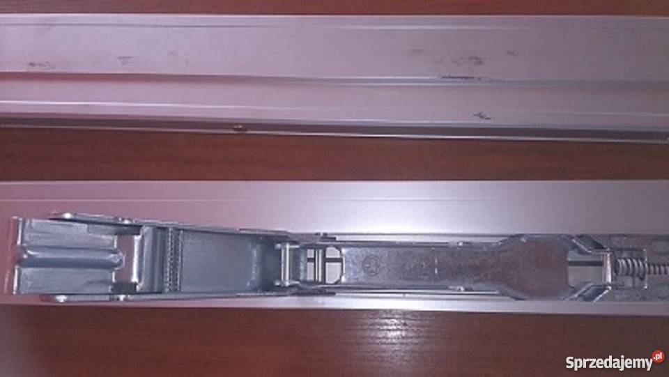 zamek pionowy w obrzeżu Hestal 815mm Pozostałe Siedlce