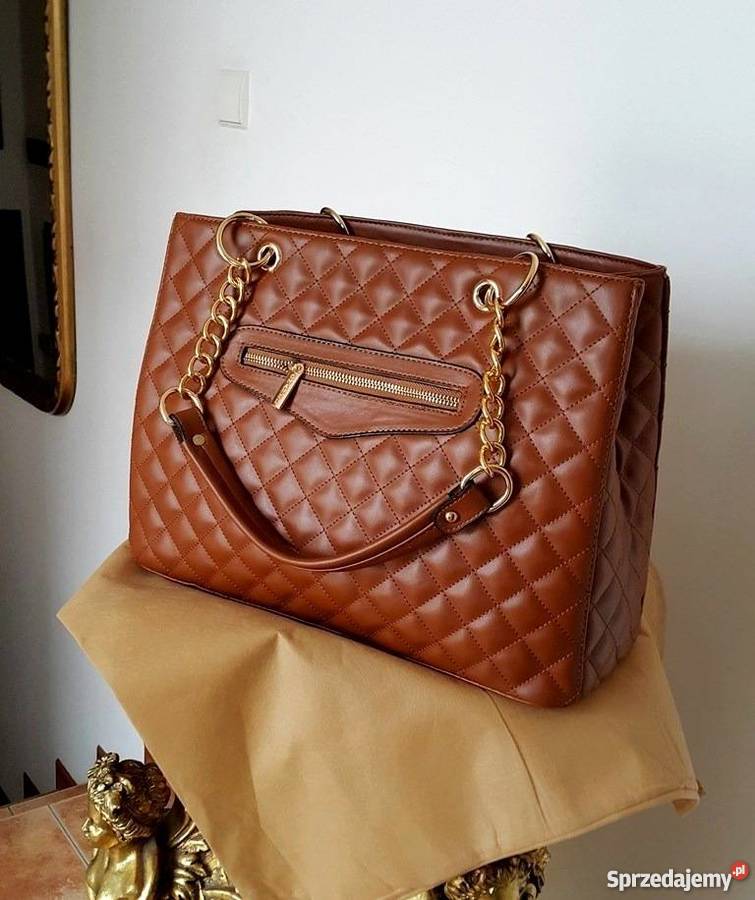 TOREBKA CHANEL ŁAŃCUSZKI PIKOWANA CC CHANELKA A4 sprzedam