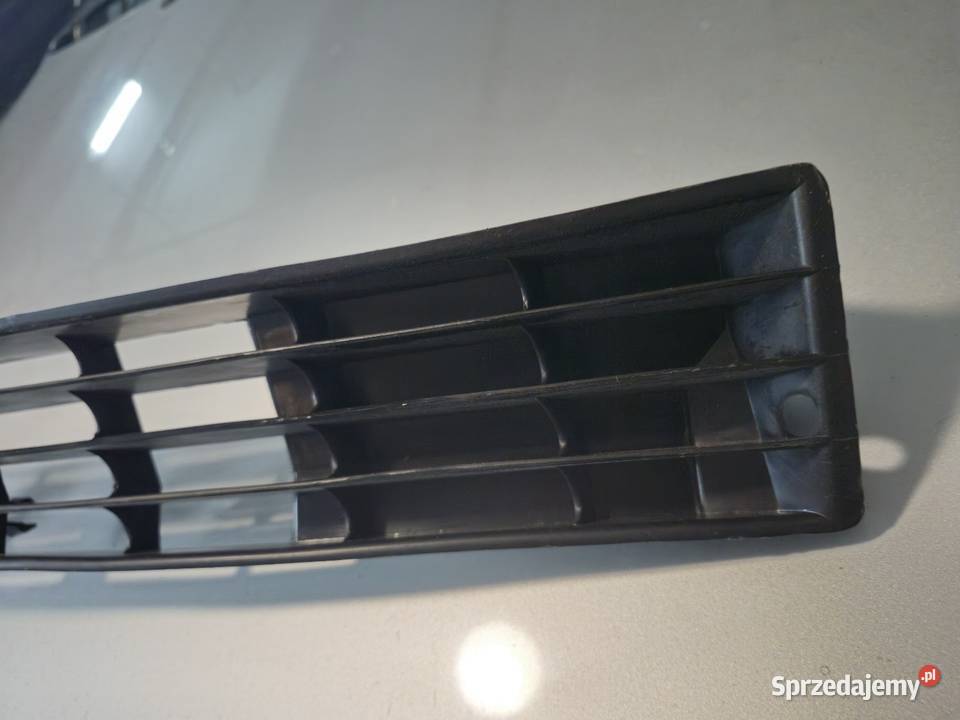 ATRAPA KRATKA ZDERZAKA AUDI 100 C4 9094 LEWA osobowe dolnośląskie Legnica