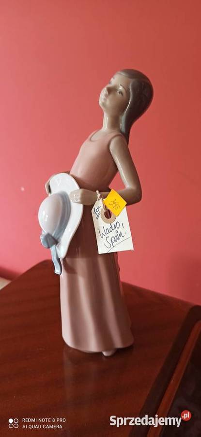 Porcelanowa figurka Lladro Dreamer z kolekcji Gdańsk