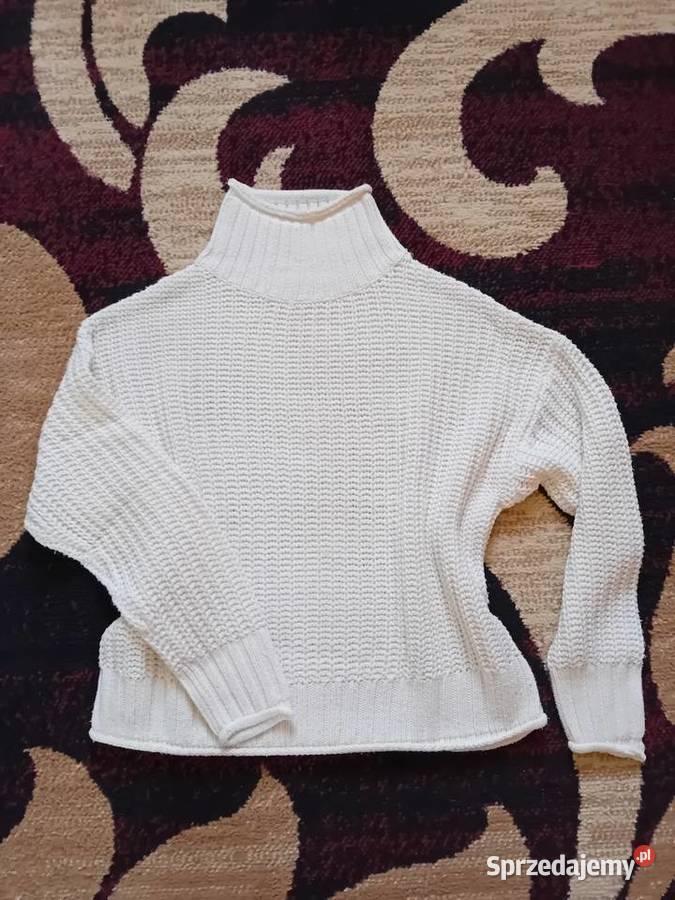 Sweter z golfem oversize sprzedam