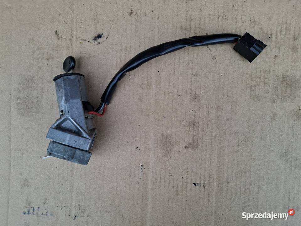 Stacyjka kostka stacyjki 4 piny Fiat 126p Maluch