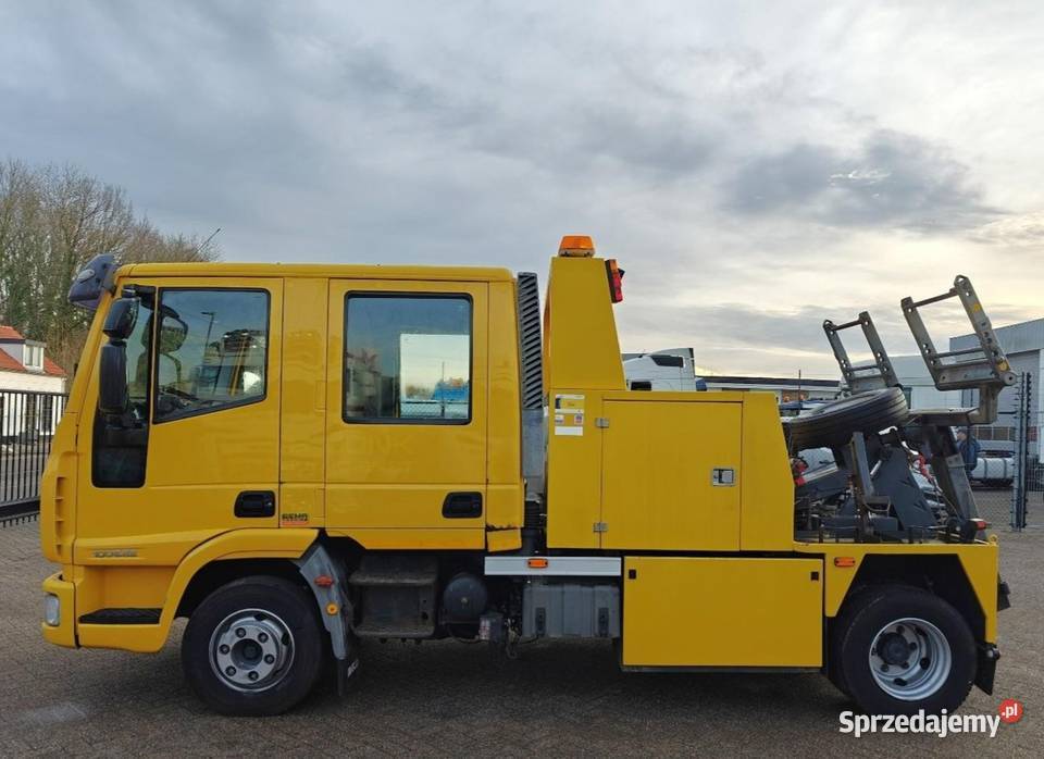 Laweta pomoc drogowa Okular Iveco 9966km Autolawety Warszawa