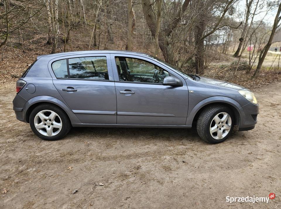 Opel Astra 14 16v z gazem w b kondycji pomorskie