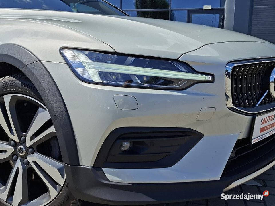 Volvo V60 Cross Country 2022r FV23 SalonPL małopolskie Kraków