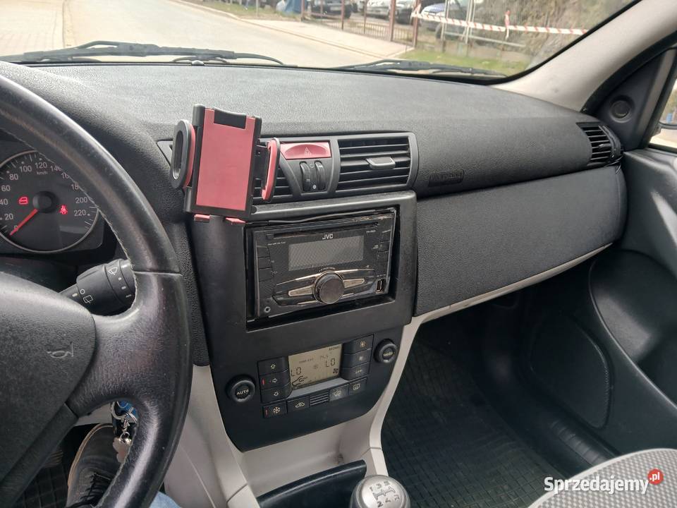 FIAT STILO 16GAZ Wjedzie w SCT Stilo Kraków