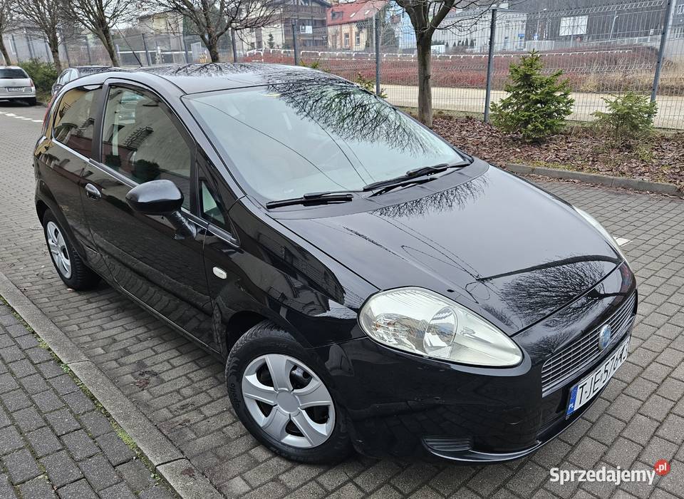 FIATA PUNTO 14 16V 95 LPG 3D Czarny Rok produkcji 2007 sprzedam