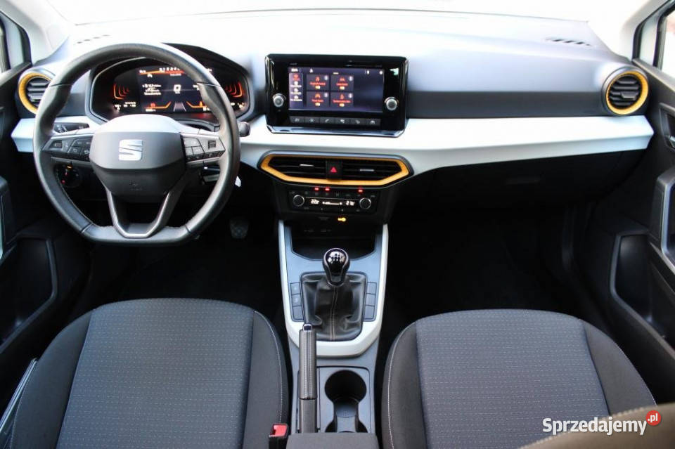 SEAT Arona 2023r Salon Gwarancja ASO Android sprzedam