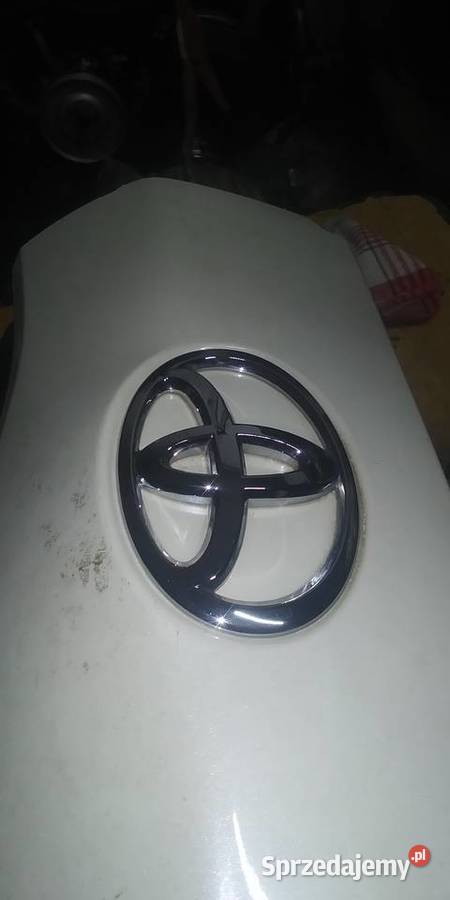 Logo znaczek toyota yaris dolnośląskie Lubin