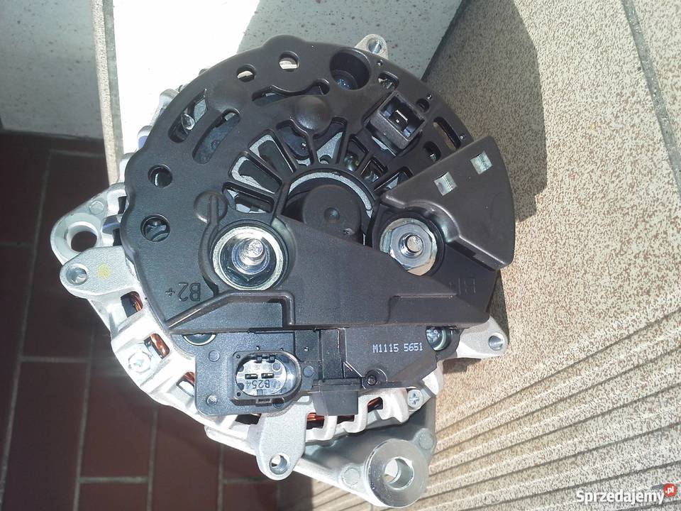 Alternator 12V 150A claas clark BOSCH 0124615030 Kłobuck