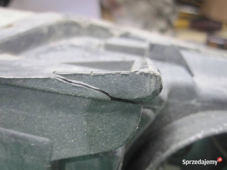 VW POLO V 11r lampa lewa przód W2217126 ANGLIK