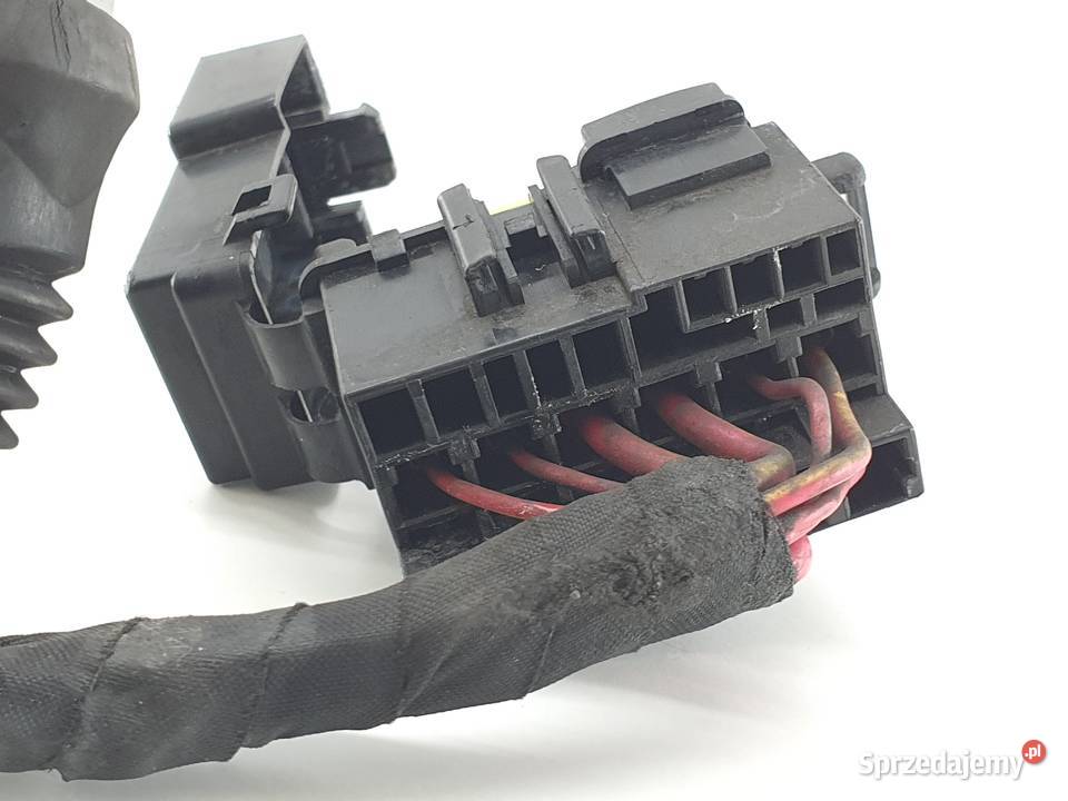 SKRZYNKA PUSZKA BEZPIECZNIKOW WTYCZKA DUCATI Wiązki elektryczne Janowice