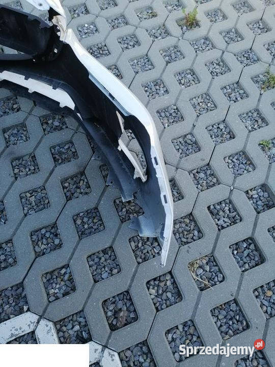Mazda 2 zderzak przód 14 lift lubelskie