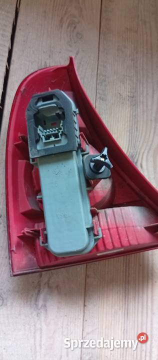 lampa tylna RENAULT CLIO II Brzeg