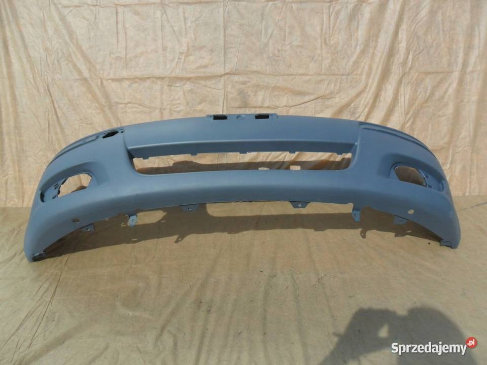 Toyota Yaris Zderzak przedni Zderzaki