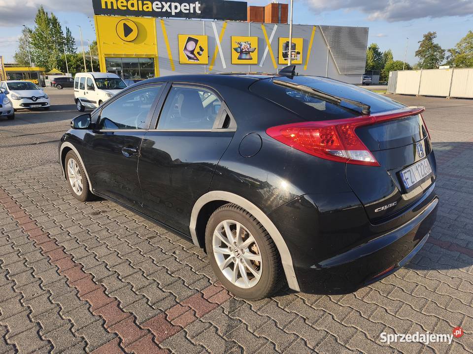 Honda Civic 2012 14 benzyna sprzedam