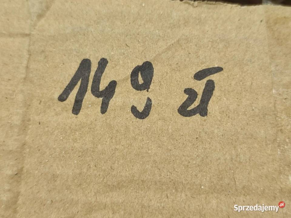 ZAŚLEPKA SPRYSKIWACZA LEWA SKODA OCTAVIA III