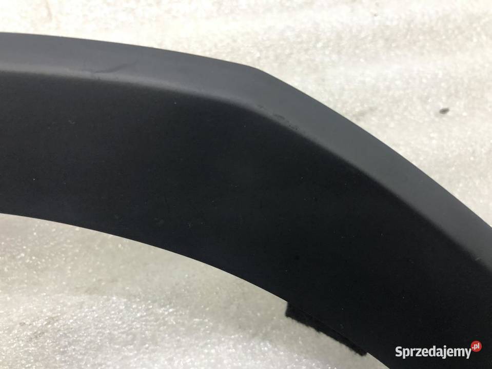 RAMKA LICZNIKA MERCEDES W204 A2046800023