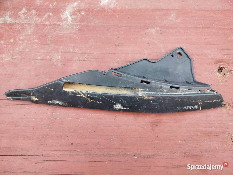 Ślizg mocowanie zderzaka przód lewe Mercedes 247 Rawicz