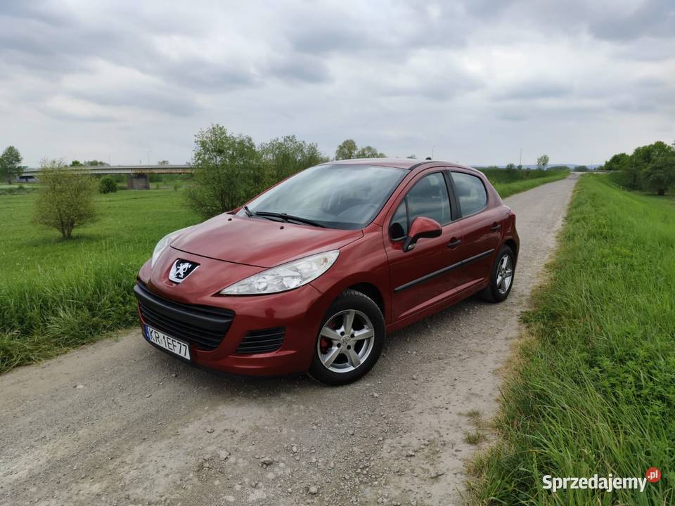 Peugeot 207 14 8v 73 LPG Polski salon welurowa tapicerka małopolskie Niepołomice sprzedam